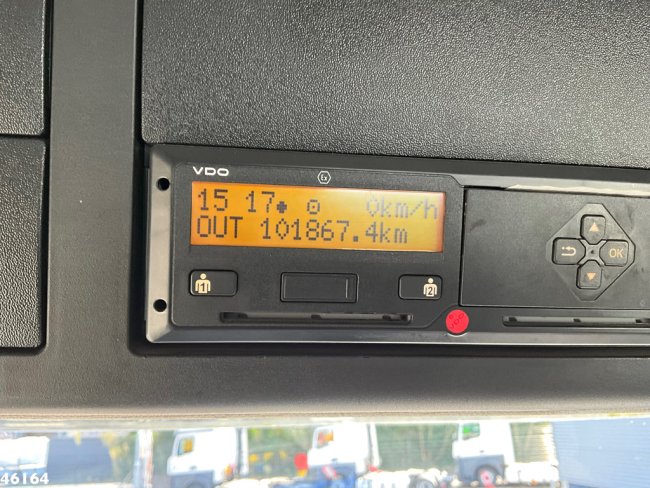 Mercedes-Benz  Arocs 3345 6x6 Fassi 45 Tonmeter laadkraan Just 101.867 km! (24)