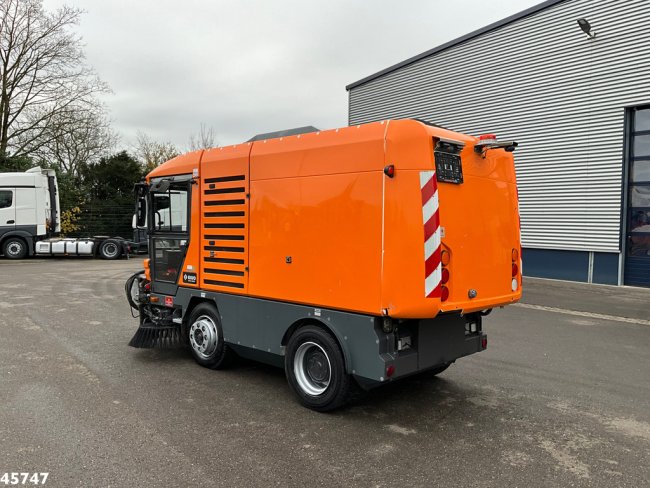 Ravo  580 with 3-rd brush (4)
