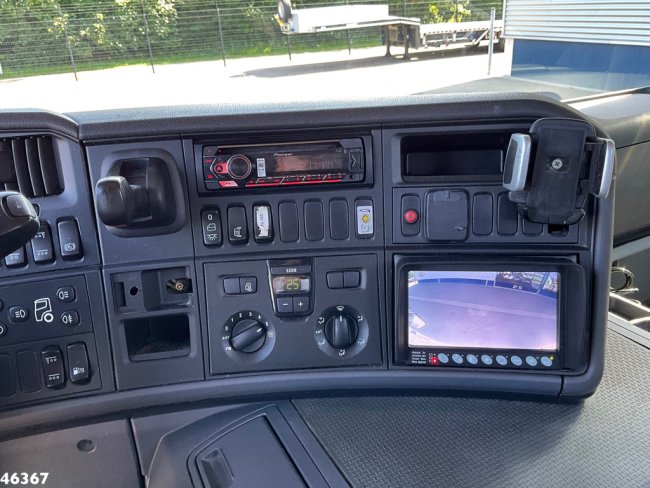 Scania  P 360 Euro 5 8x2 Hiab 28 Tonmeter laadkraan (16)