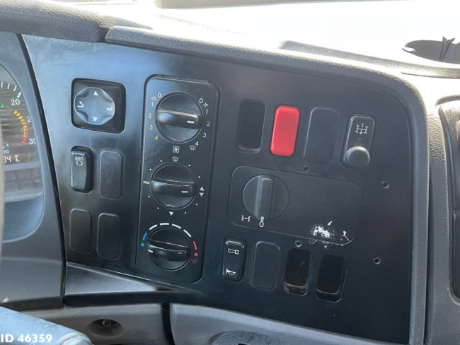 Mercedes-Benz  Axor 1824 Manual Full steel HMF 12 Tonmeter laadkraan (14)