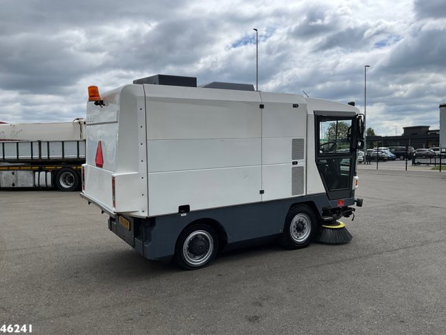 Ravo  530 (4)