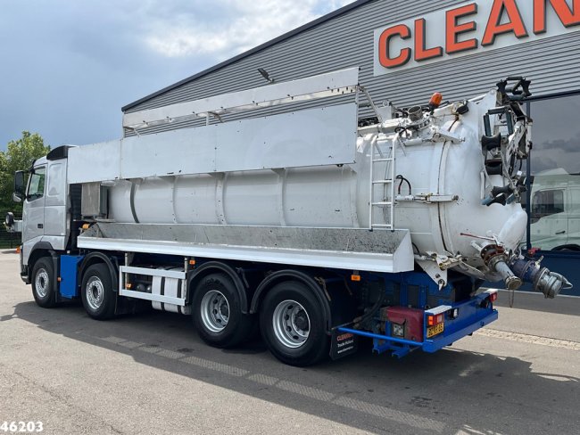 Volvo  FH 390 8x4 kolkenzuiger (6)