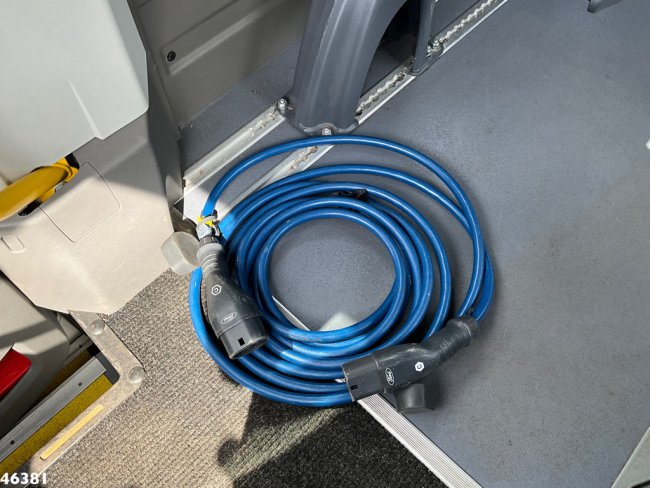 Volkswagen E-Crafter 100% Elektrisch 9 persoon + 2 rolstoelvervoer  (16)