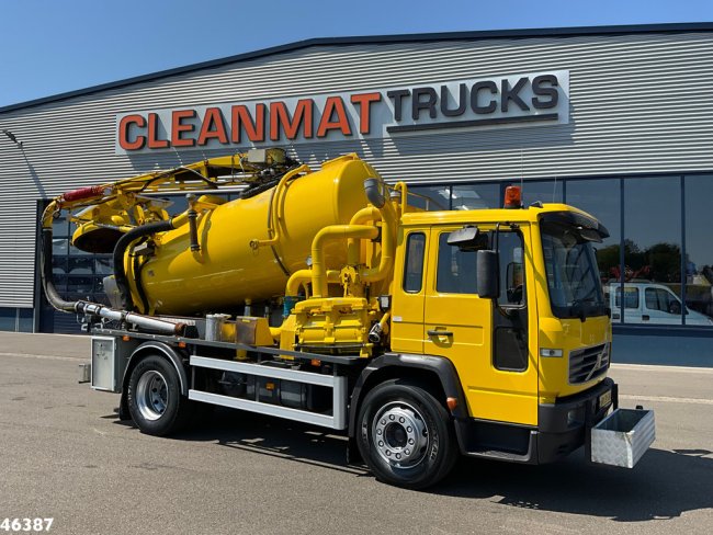 Volvo  FL 220 Kolkenzuiger 5m³ Just 147.623 km! (3)
