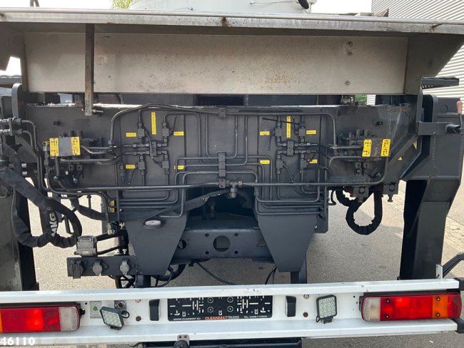 Scania  R 144 8x4 Retarder MKG 55 Tonmeter Dachdecker Kran (10)