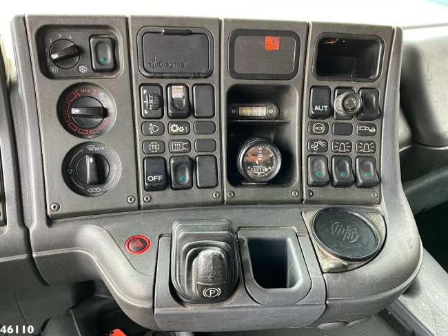 Scania  R 144 8x4 Retarder MKG 55 Tonmeter Dachdecker Kran (19)