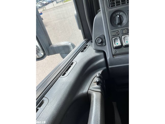 Scania  R 144 8x4 Retarder MKG 55 Tonmeter Dachdecker Kran (23)
