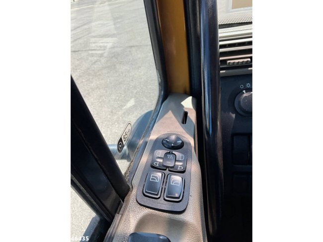 DAF  FAK 85 CF 410 8x2 VDL 25 Ton haakarmsysteem (12)