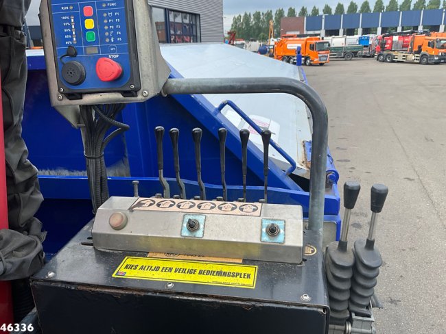 Volvo  FMX 460 6x6 Euro 6 HMF 16 Tonmeter Z-kraan (12)