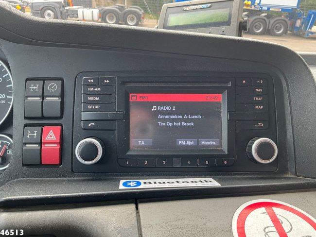 MAN  TGS 35.400 8x4 Euro 6 Hiab 18 Tonmeter laadkraan Just 142.960 km! (16)