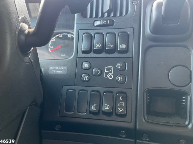 Scania  P 230 Autotransporter met oprijrampen (15)