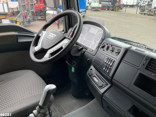 MAN  TGA 33.440 6x4 Manual Full steel Kipper 12m³ Just 205.947 km! (18)