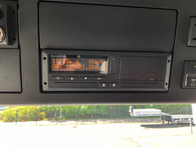 Mercedes-Benz  Arocs 3540 8x4 Euro 6 Palfinger 19 Tonmeter laadkraan Just 119.021 Km! (24)