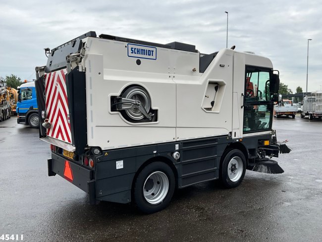 Schmidt  Cleango 500 Compact Euro 6 with 3-rd brush (3)