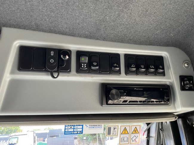 Johnston  C 401 Euro 6 Just 39.154 km! (13)