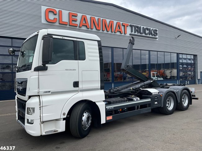 MAN  TGX 28.520 Euro 6 Retarder Marrel 20 Ton haakarmsysteem (0)