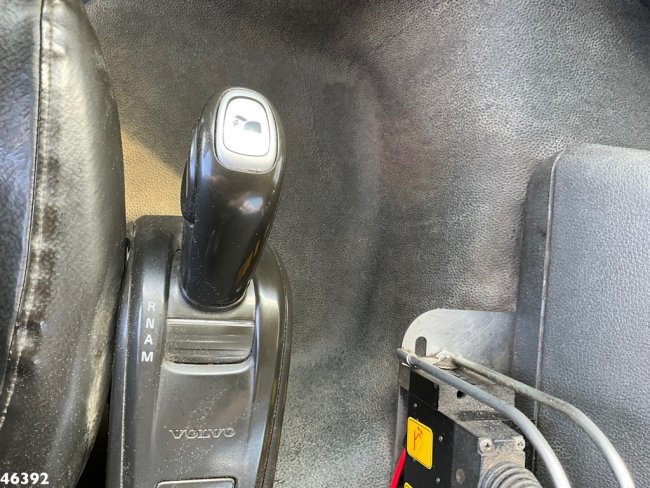 Volvo  FM 420 8x2 Euro 6 HMF 26 Tonmeter laadkraan (13)