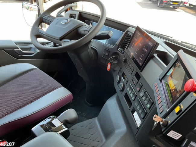 Volvo  FM 330 Euro 6 Geesink 20m³ (11)