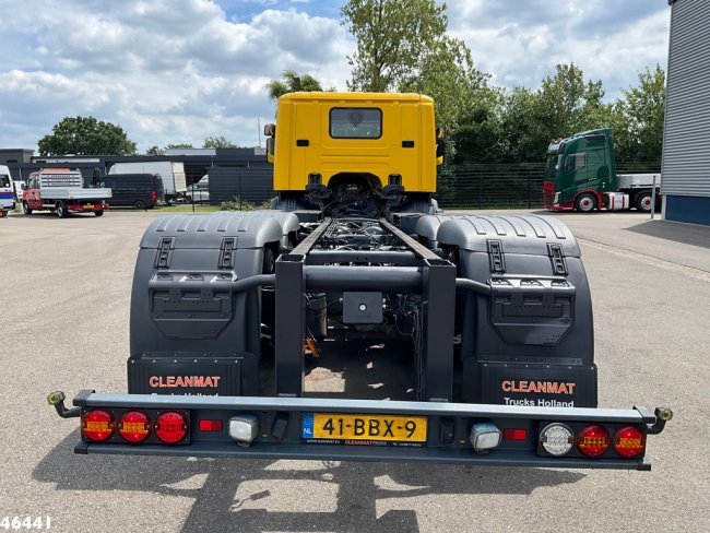 Scania  P 310 CNG Chassis cabine Retarder with PTO Just 205.148 km! (2)