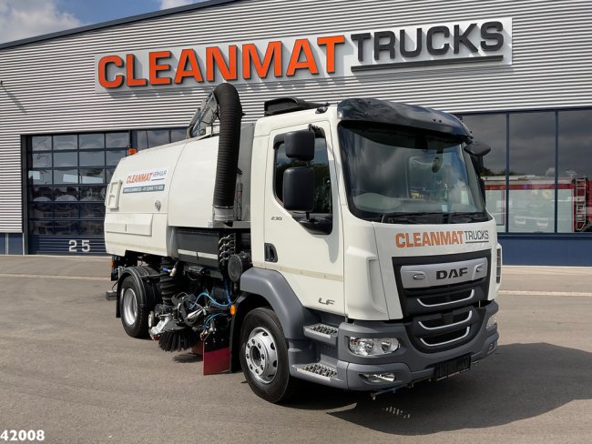 DAF  FA LF 230 Johnston VT 650 (1)
