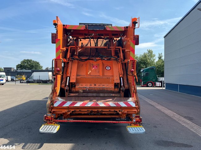 Iveco  Stralis AD260SY Euro 6 Just 107.558 km! (3)