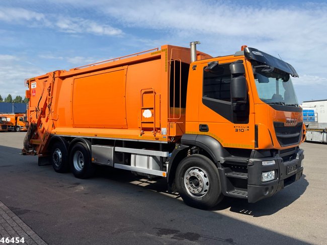 Iveco  Stralis AD260SY Euro 6 Just 107.558 km! (7)