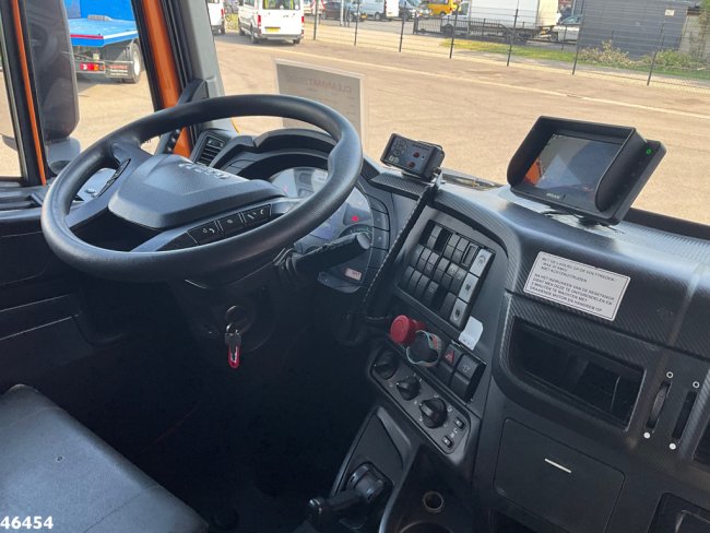 Iveco  Stralis AD260SY Euro 6 Just 107.558 km! (11)