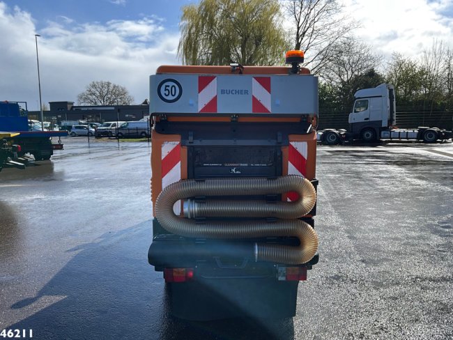 Bucher  Citycat 2020 with 3-rd brush (7)
