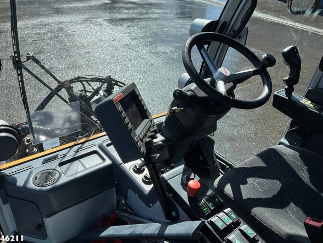 Bucher  Citycat 2020 with 3-rd brush (9)