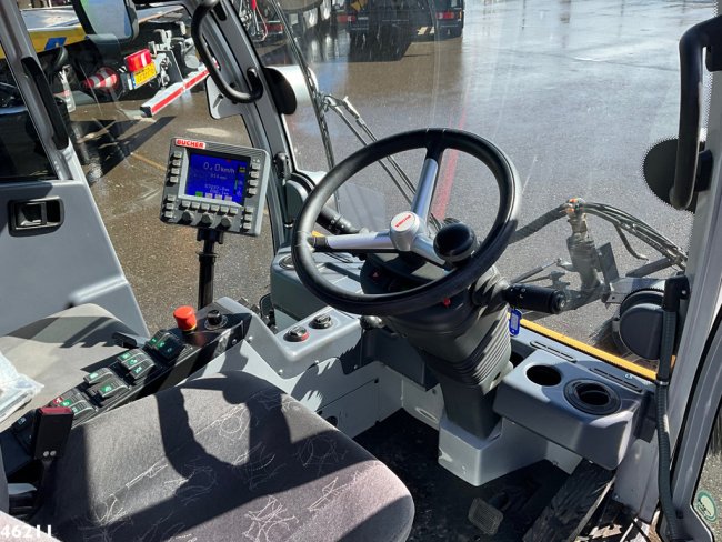 Bucher  Citycat 2020 with 3-rd brush (10)