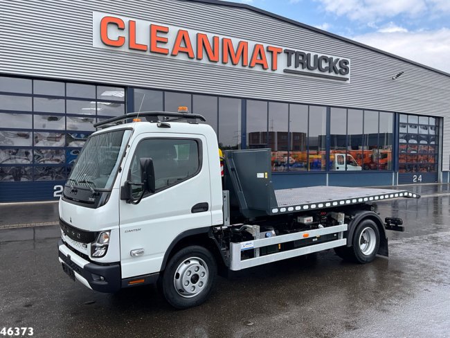 FUSO  Canter Euro 6 Hyvalift 5 Ton haakarmsysteem + Flatbedcontainer Just 44.417 km! (2)