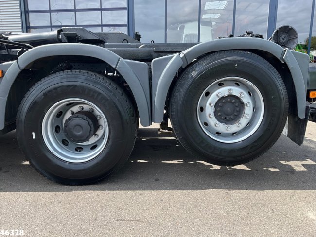 MAN  TGA 28.350 6x4 Hiab 12 Tonmeter laadkraan (10)