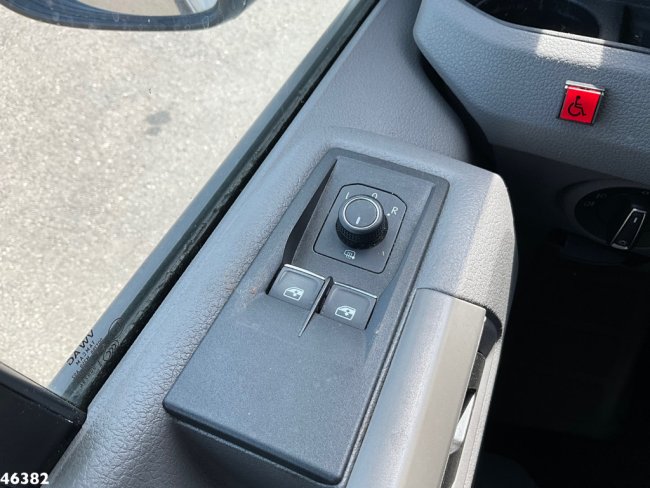 Volkswagen E-Crafter 100% Elektrisch 9 persoon + 2 rolstoelvervoer  (13)