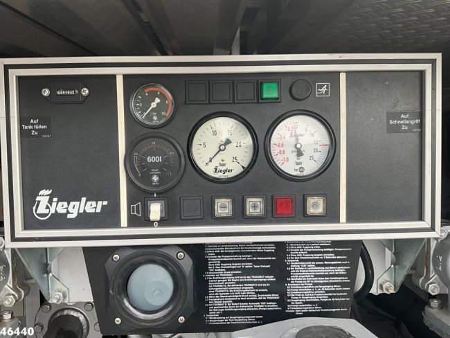 Mercedes-Benz  Atego 918 4x4 ZIEGLER Feuerwehr/ materiaalwagen Just 20.105 km! (26)