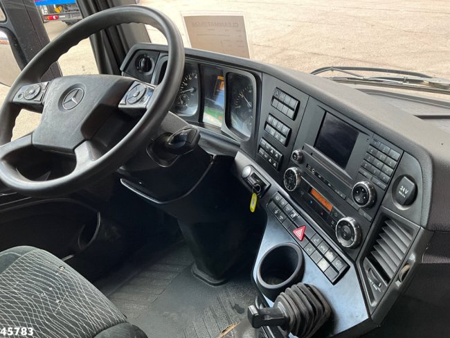 Mercedes-Benz  Arocs 3251 8x4 Euro 6 HMF 26 Tonmeter laadkraan (11)