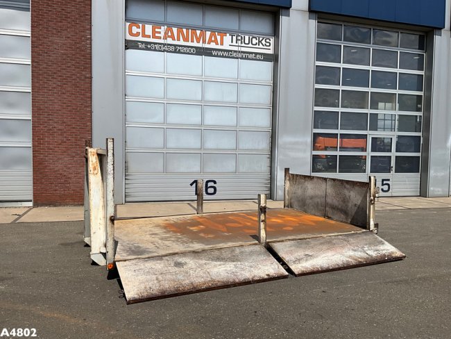 Container 7m³   (1)