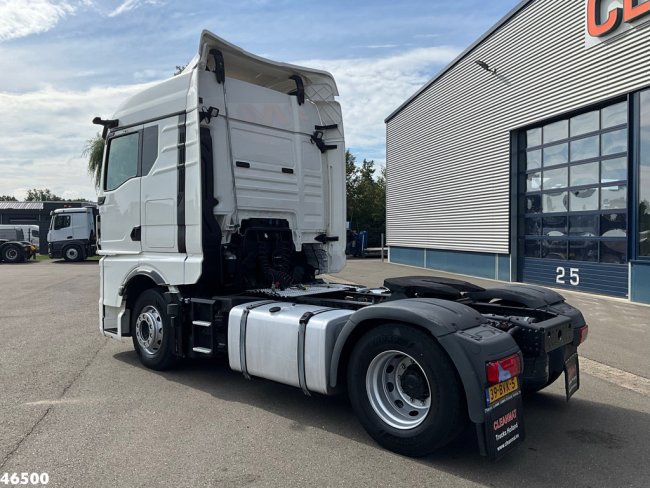 MAN  TGX 18.510 Euro 6 with Engine brake Just 274.127 km! (1)