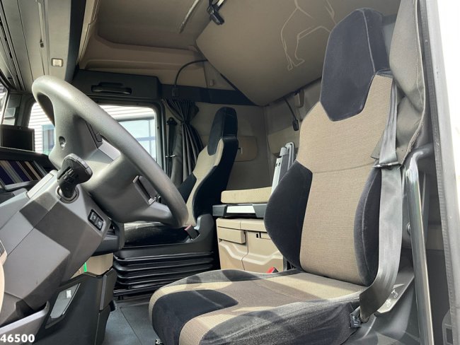MAN  TGX 18.510 Euro 6 with Engine brake Just 274.127 km! (7)