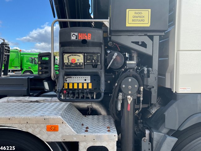 Volvo  FM 410 8x4 Hiab 28 Tonmeter laadkraan met 20 Ton Silosteller haakarmsysteem (15)