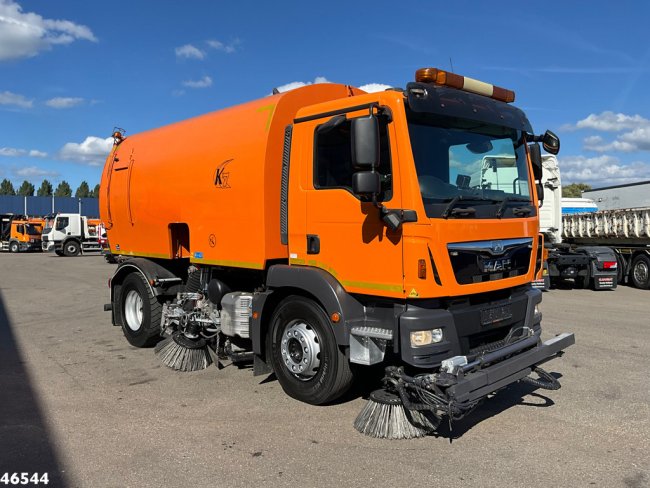 MAN  TGM 15.250 Euro 6 Kobit 7m³ Links en rechts vegend Just 177.171 km! (5)