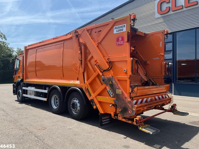 Iveco  Stralis AD260SY Euro 6 Just 145.807 km! (2)