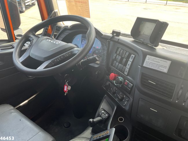Iveco  Stralis AD260SY Euro 6 Just 145.807 km! (12)