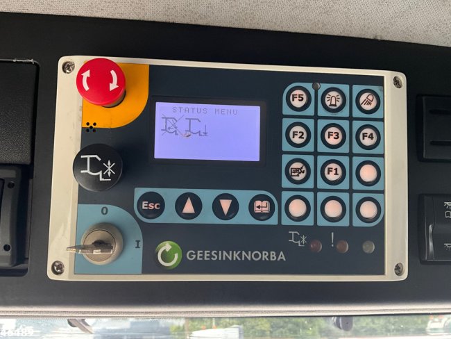 Mercedes-Benz  Antos 2533 Geesink 24m³ (16)