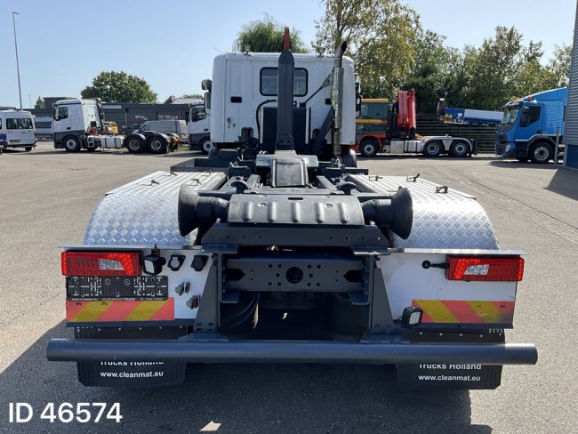Scania  P 360 6x4 Euro 6 Hiab haakarmsysteem Just 101.456 km! (5)