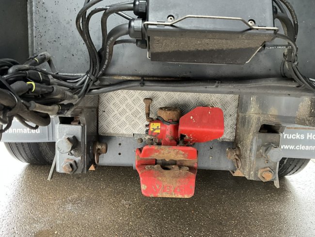 DAF  FAX CF 480 Kipper met HMF 21 Tonmeter laadkraan (15)