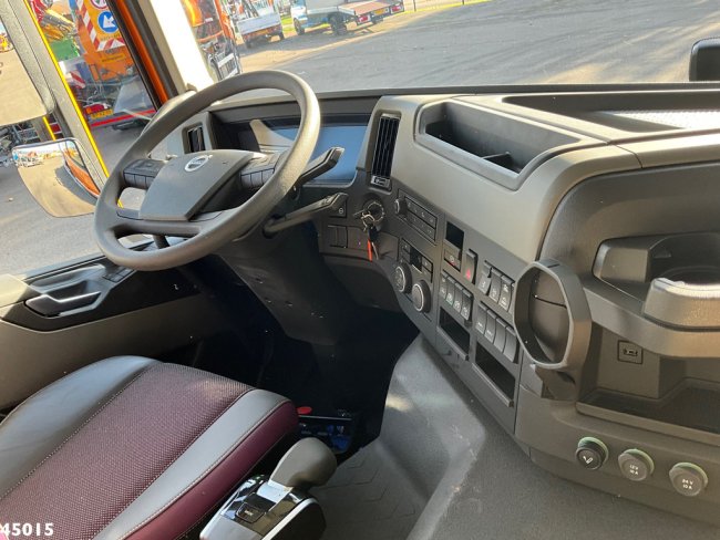 Volvo  FM 420 8x2 Euro 6 HMF 26 t/m laadkraan Geschikt voor alle milieuzones tot 01-01-2030! (12)