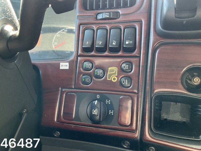 Scania  P 400 8x4 Retarder HMF 16 Tonmeter Z-kraan (14)