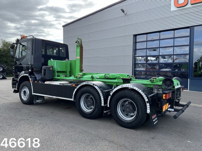 Iveco  Trakker AD260T45 6x4 21 Ton haakarmsysteem Just 48.470 km! (2)