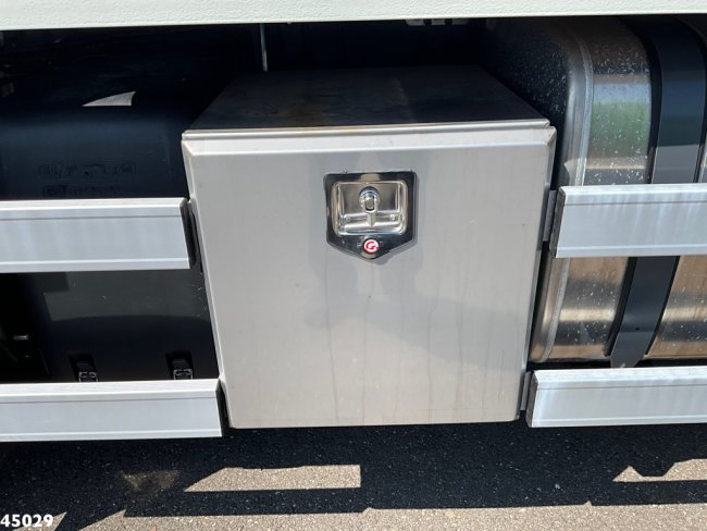 DAF  FAX XF 530 Euro 6 HMF 95 Tonmeter laadkraan + Fly-Jib NEW & UNUSED! (9)