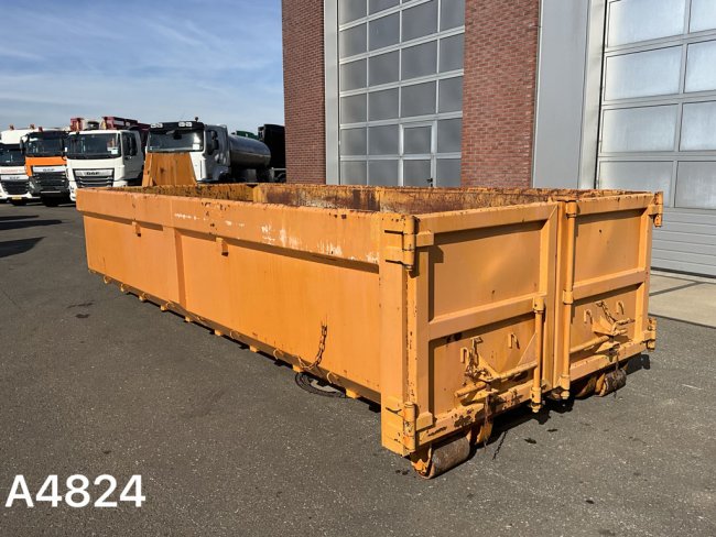 Container 10m³   (1)
